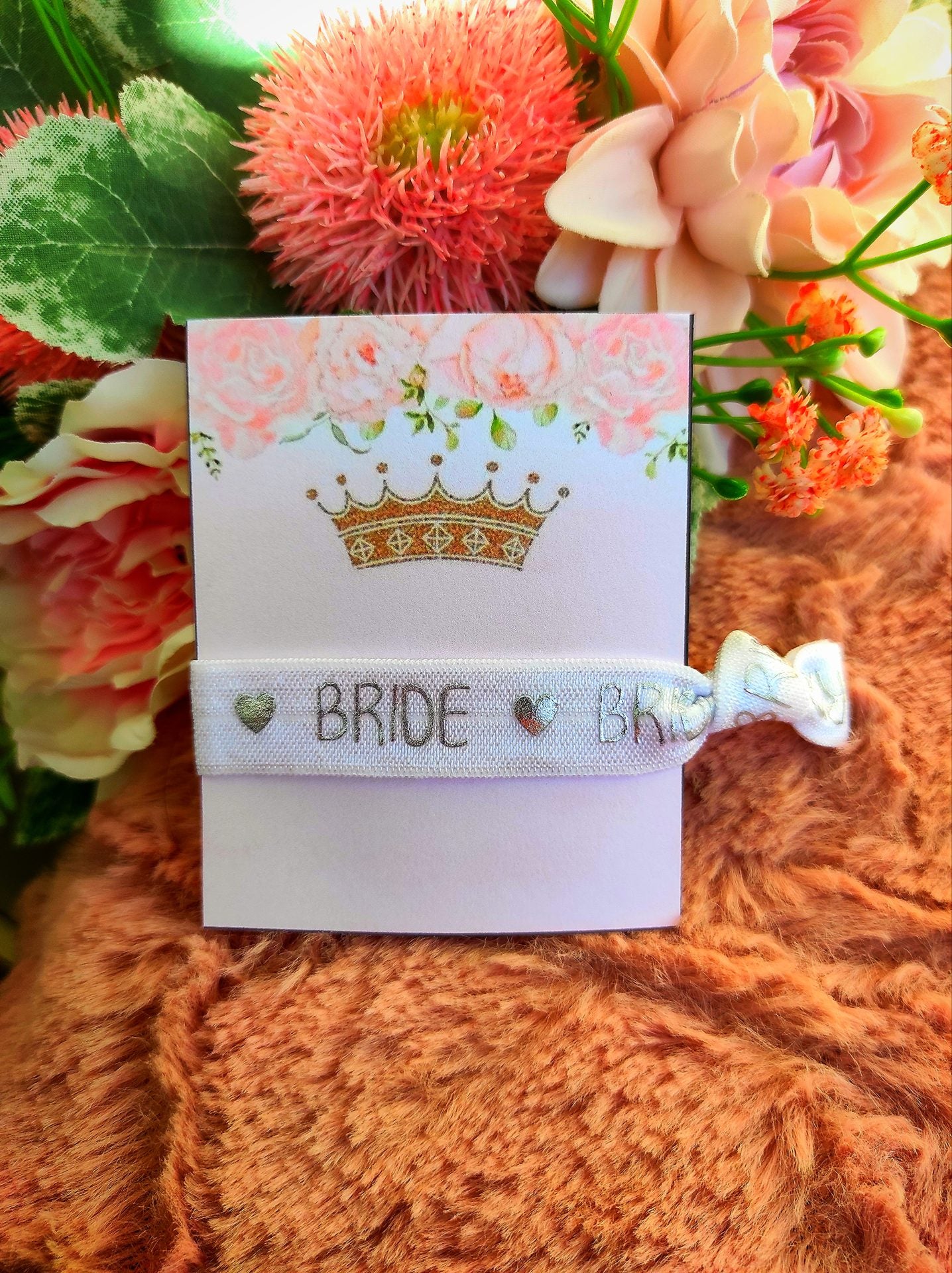 Leánybúcsú egyen karkötő fehér Menyasszony